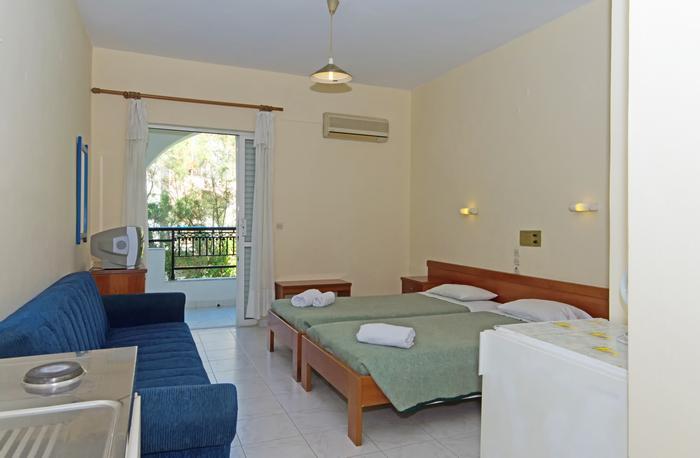 Agios Sostis  Maria Apartments מראה חיצוני תמונה
